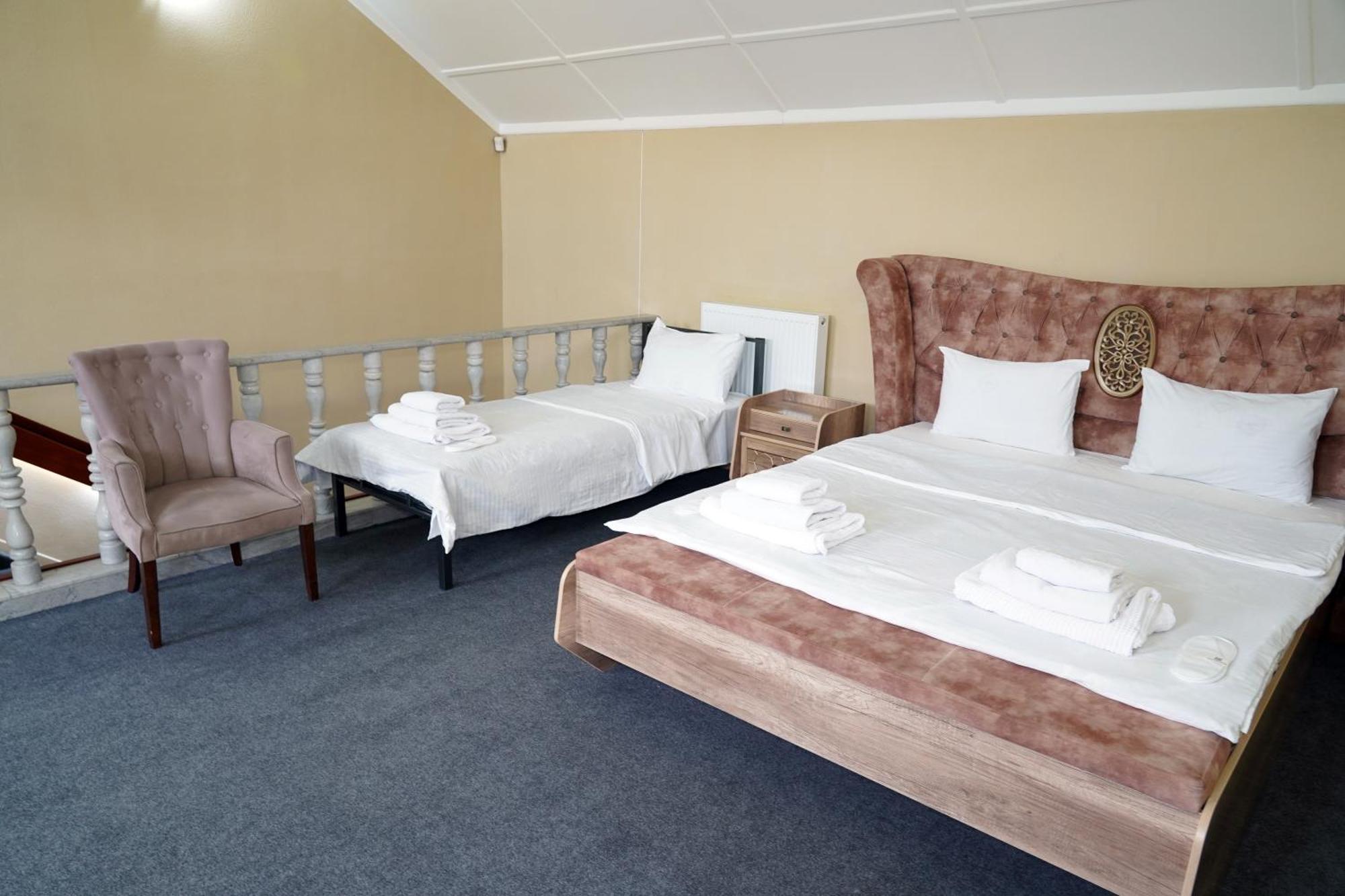 Hostel Premium Tashkent Exterior photo