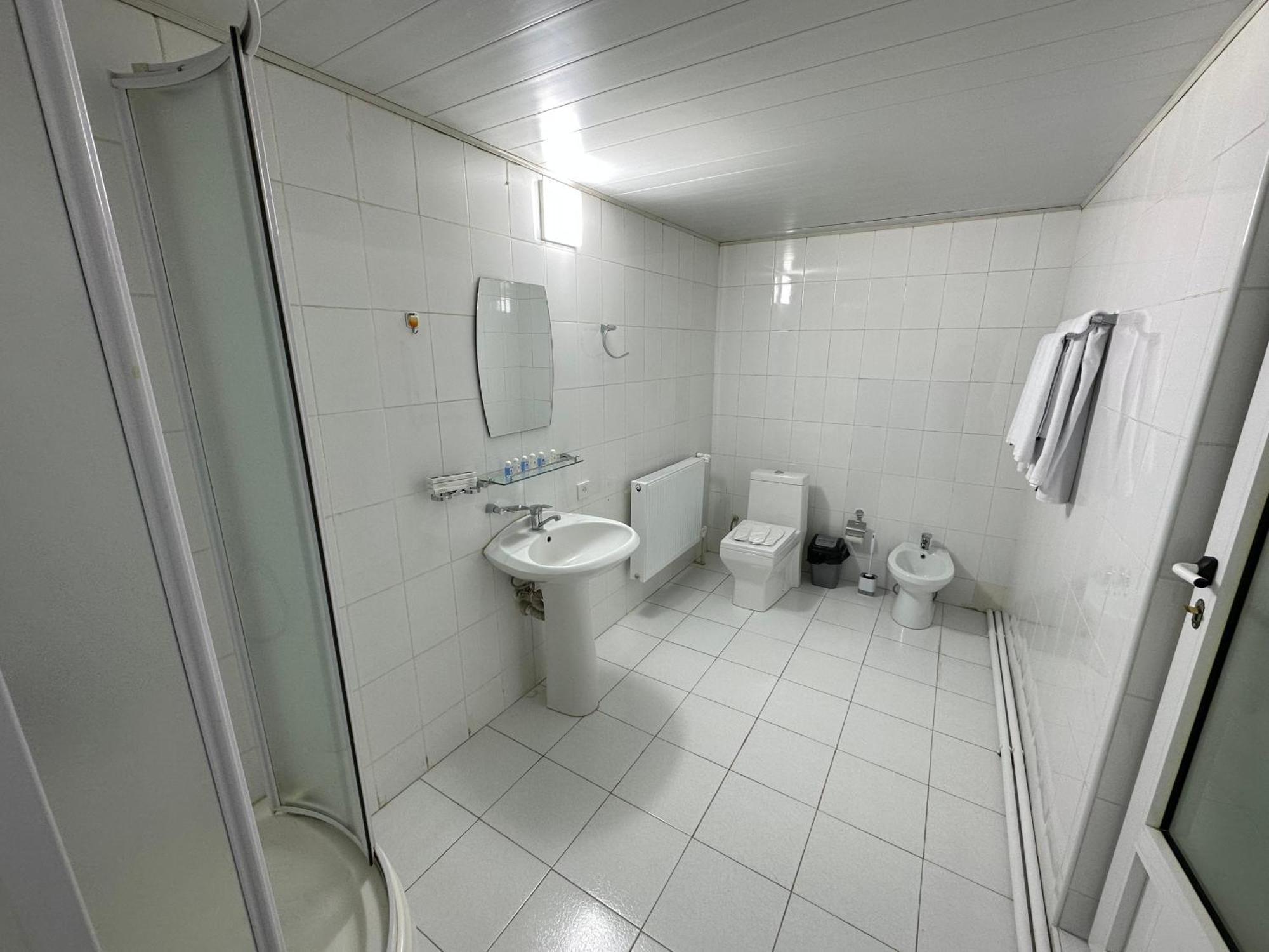 Hostel Premium Tashkent Exterior photo